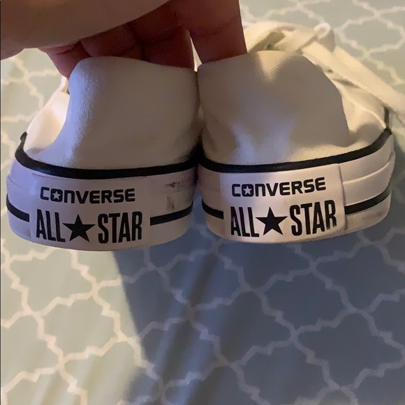 White converse - Picture 4 of 5